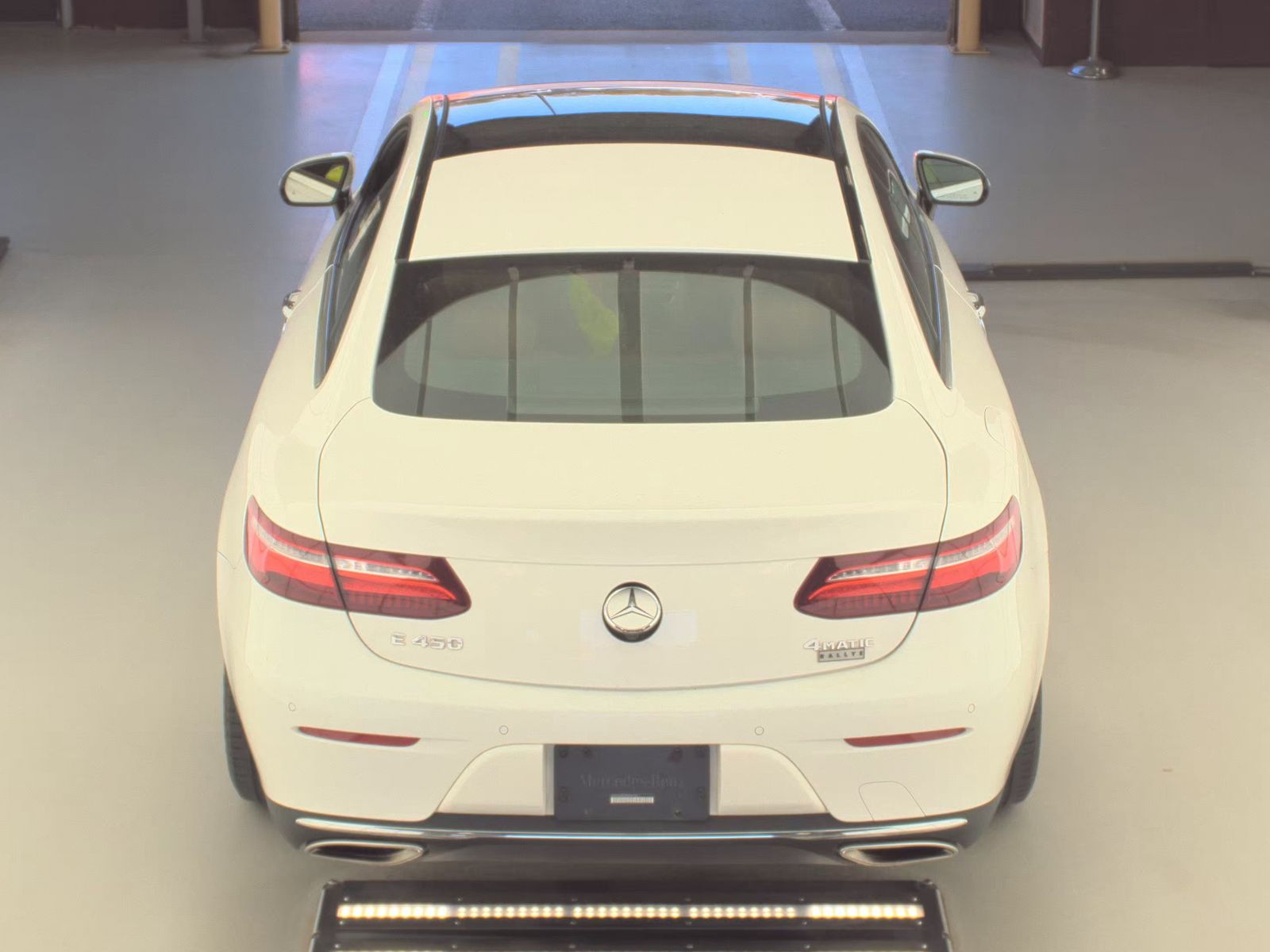 MERCEDES-BENZ E-CLASS - 7