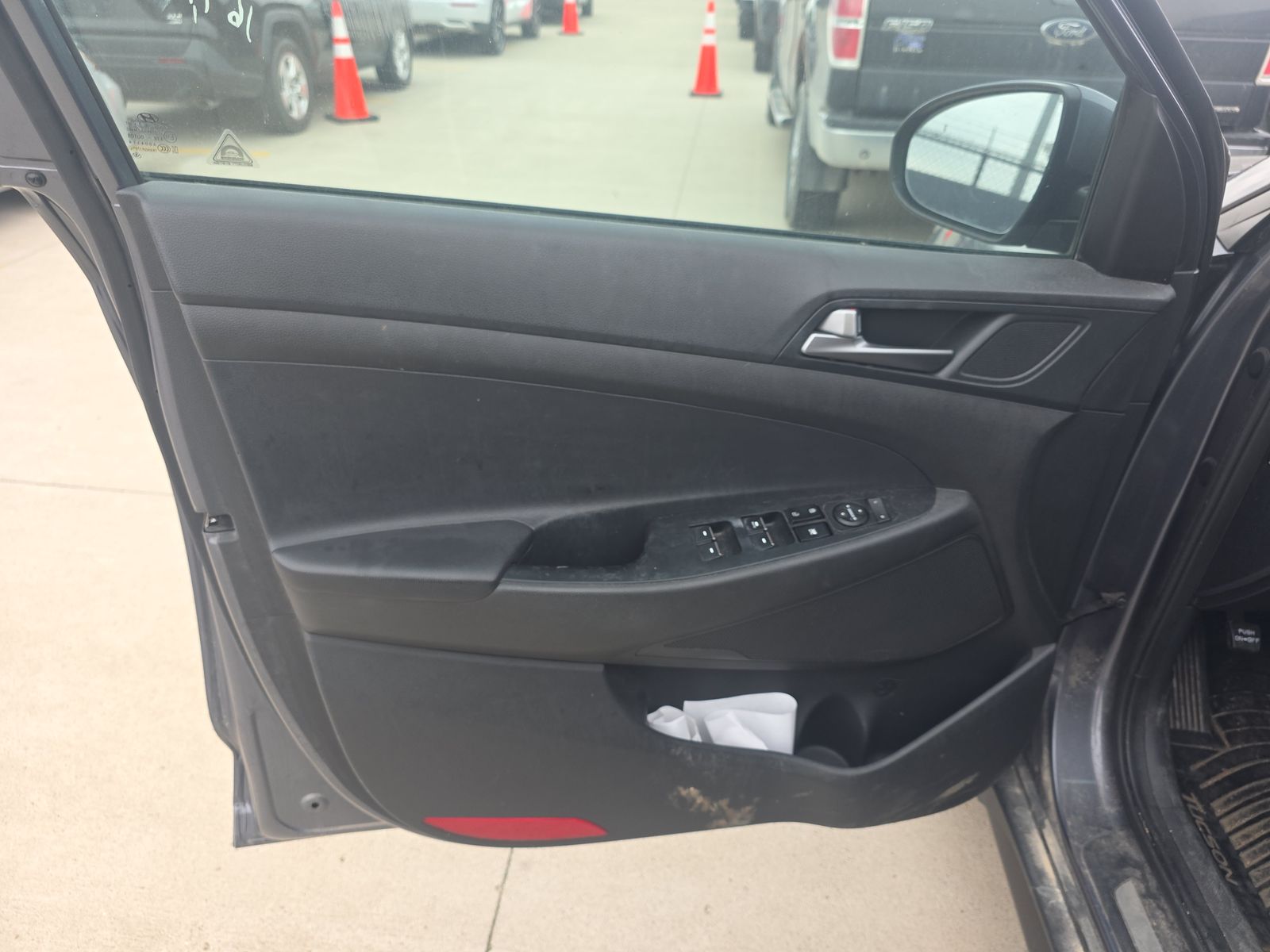 HYUNDAI LIMITED - 10