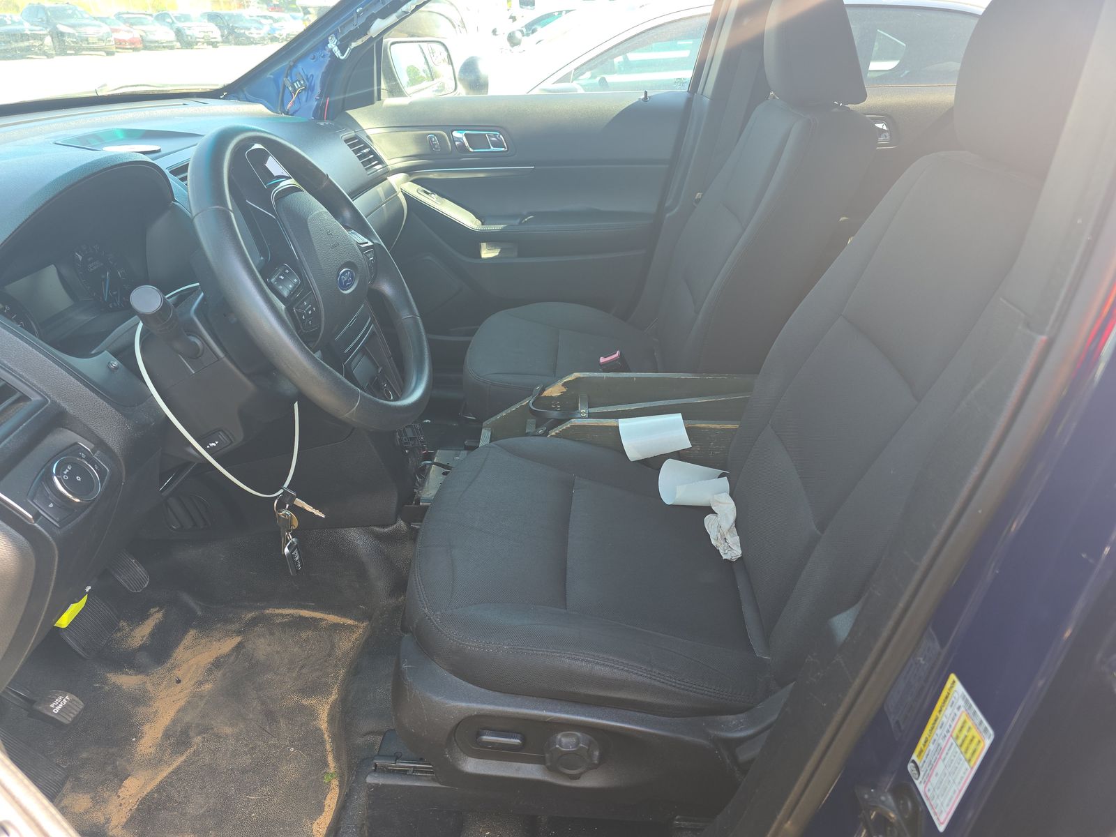 FORD POLICE INTERCEPTOR UTILITY - 8