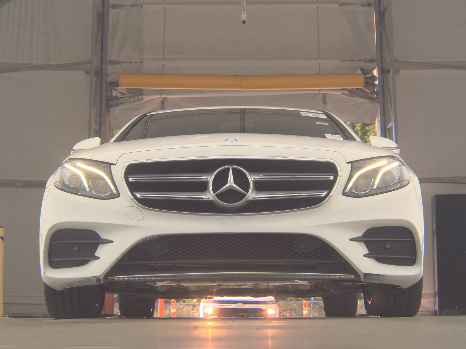 MERCEDES-BENZ E-CLASS - 4