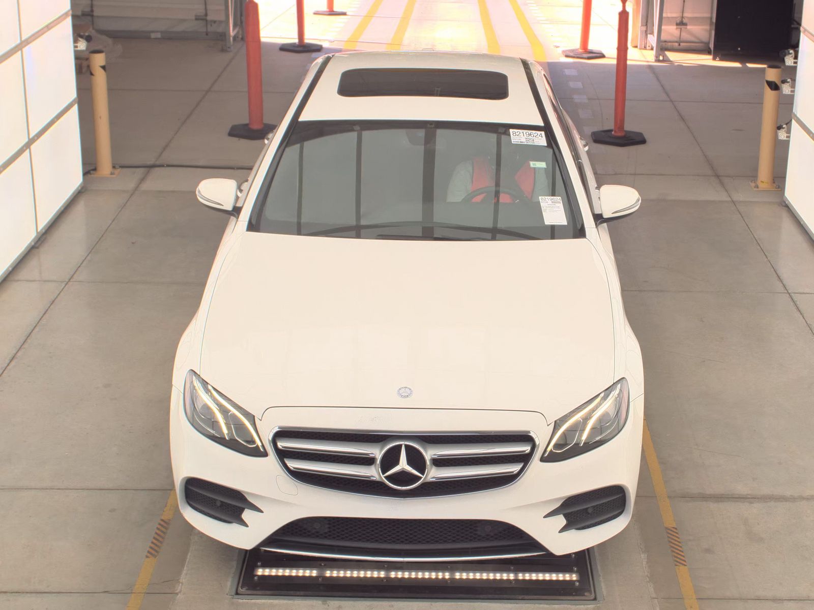 MERCEDES-BENZ E-CLASS - 3