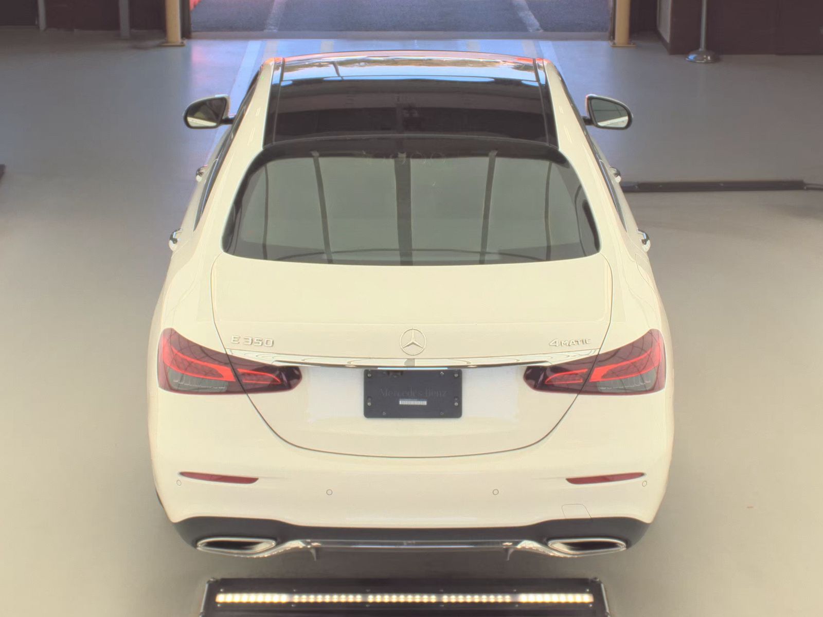 MERCEDES-BENZ E-CLASS - 7