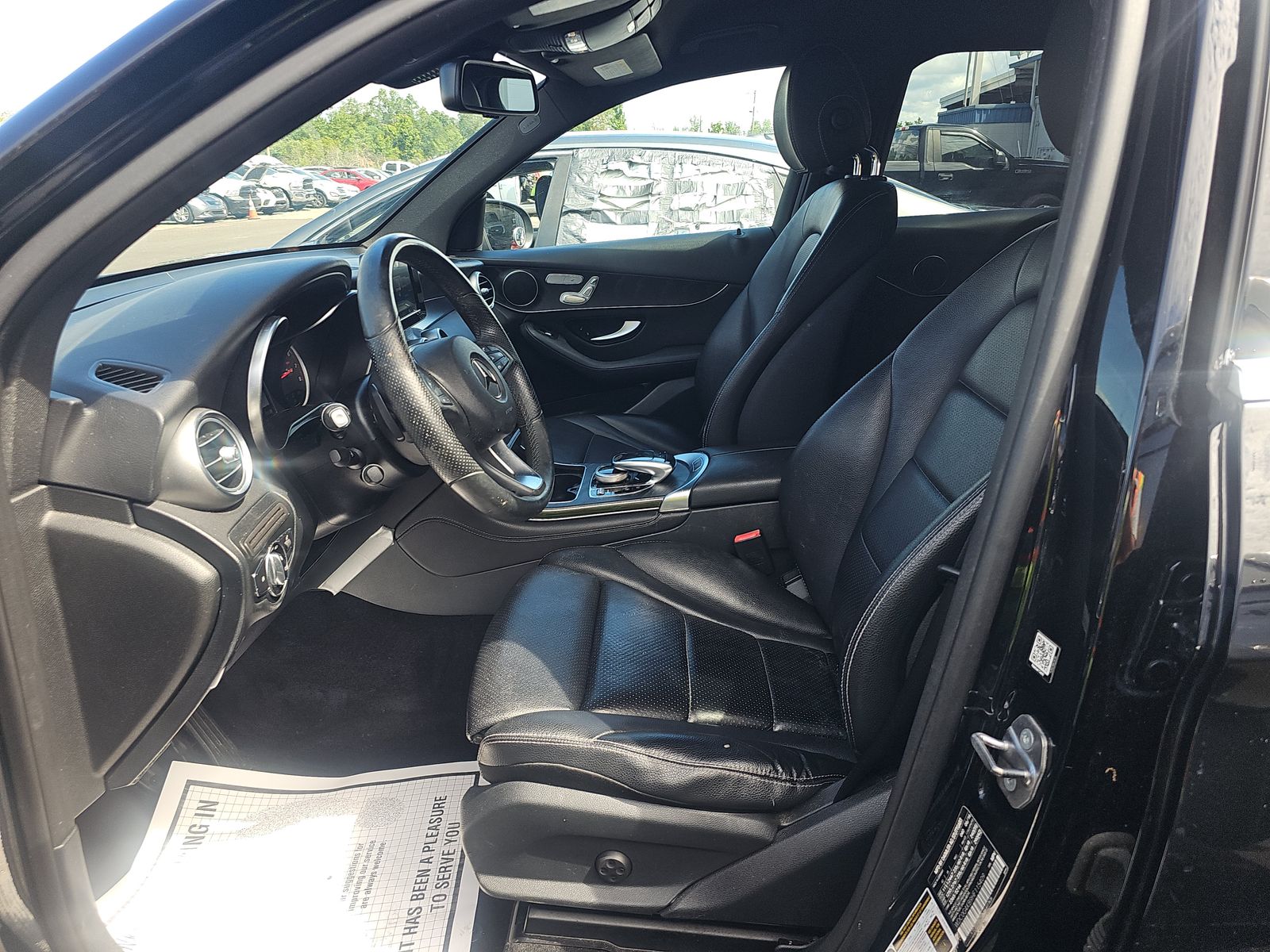 MERCEDES-BENZ GLC - 8