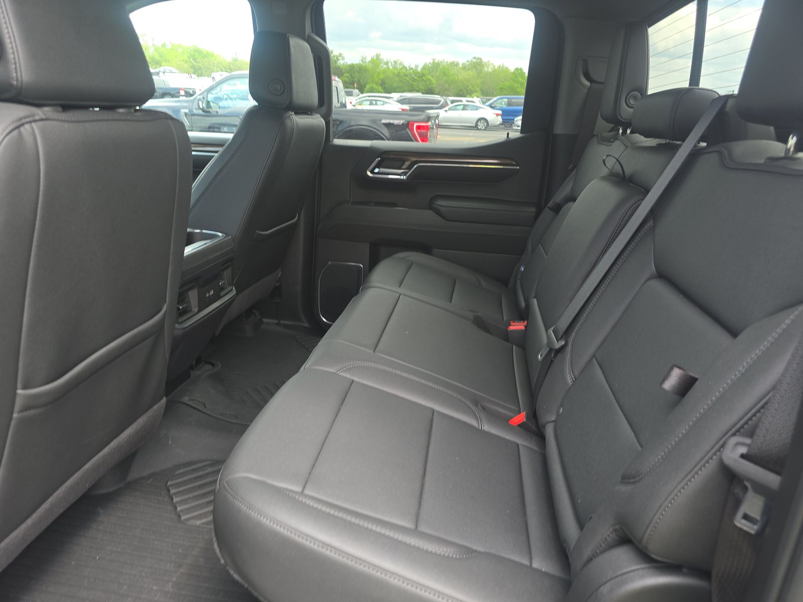 CHEVROLET LT TRAIL BOSS - 10