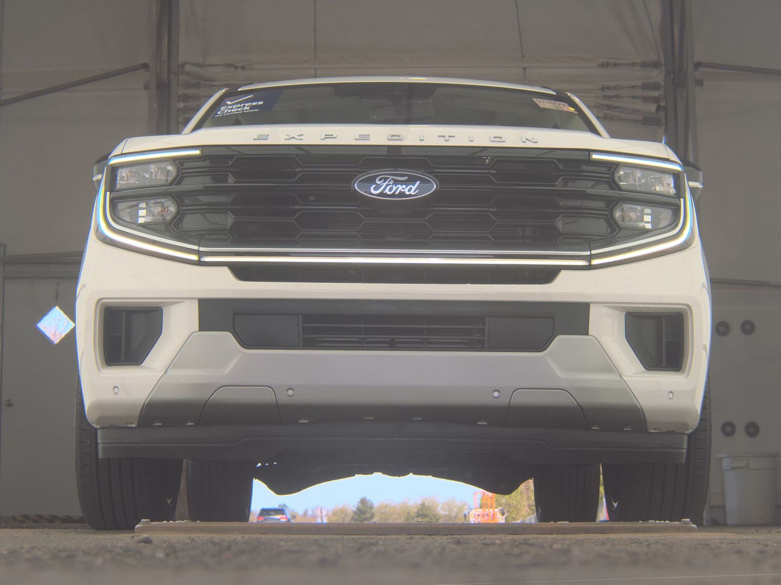 FORD EXPEDITION - 4