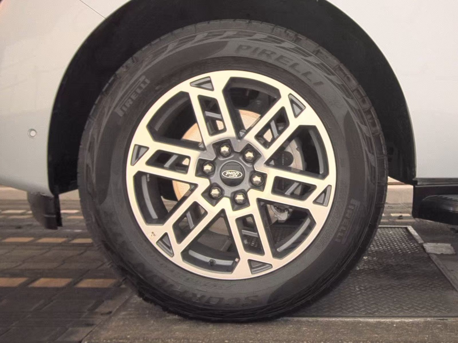 FORD EXPEDITION MAX - 10