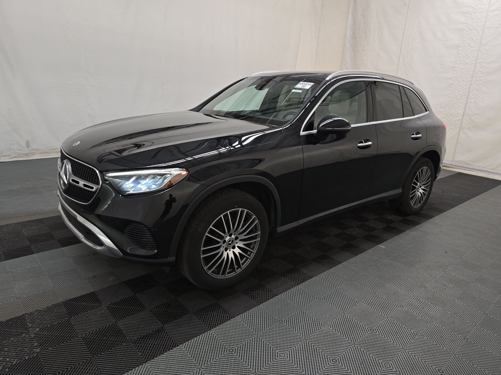 MERCEDES-BENZ GLC-CLASS - 1