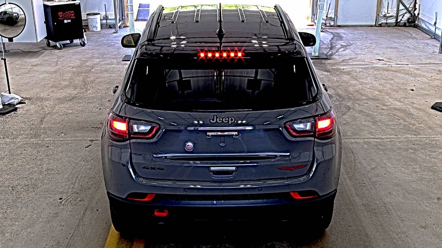 JEEP TRAILHAWK - 6