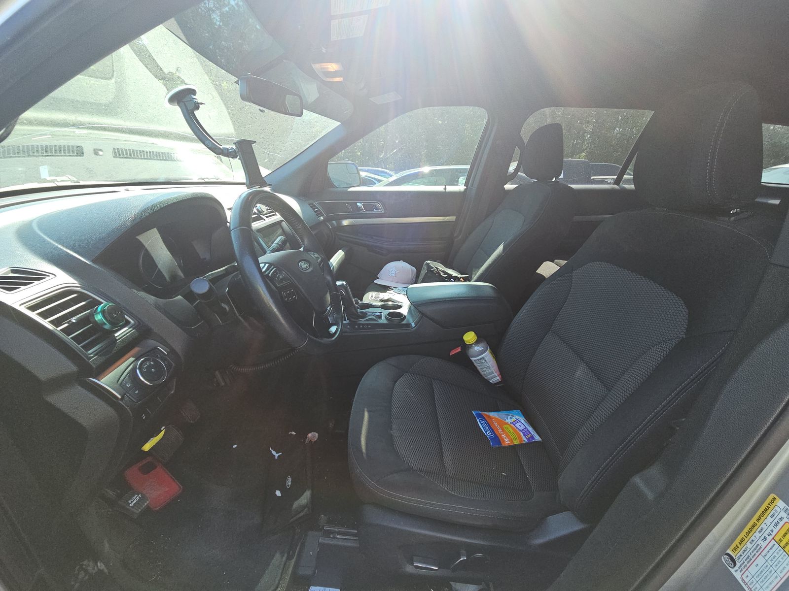 FORD EXPLORER - 8