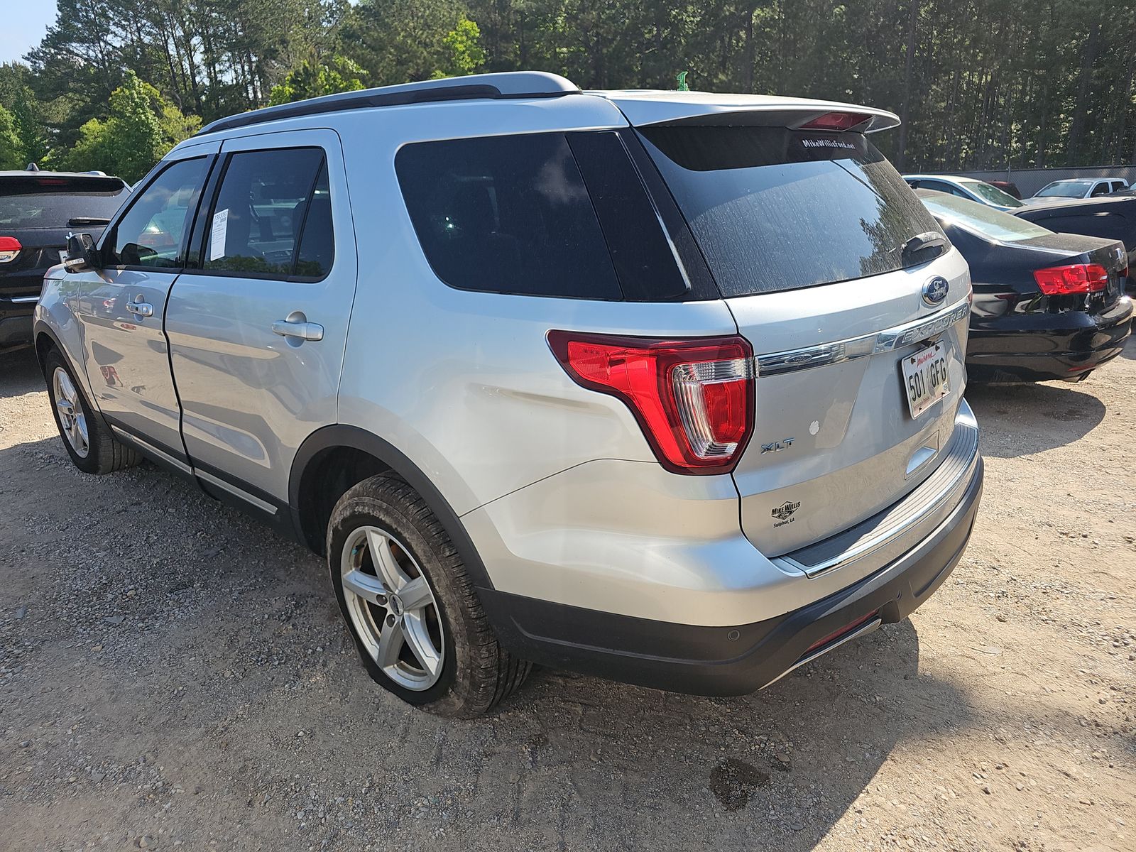 FORD EXPLORER - 7