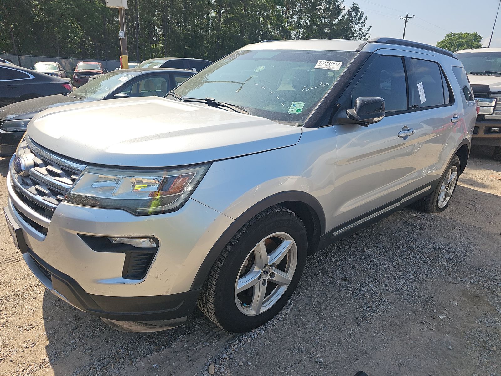 FORD EXPLORER - 1