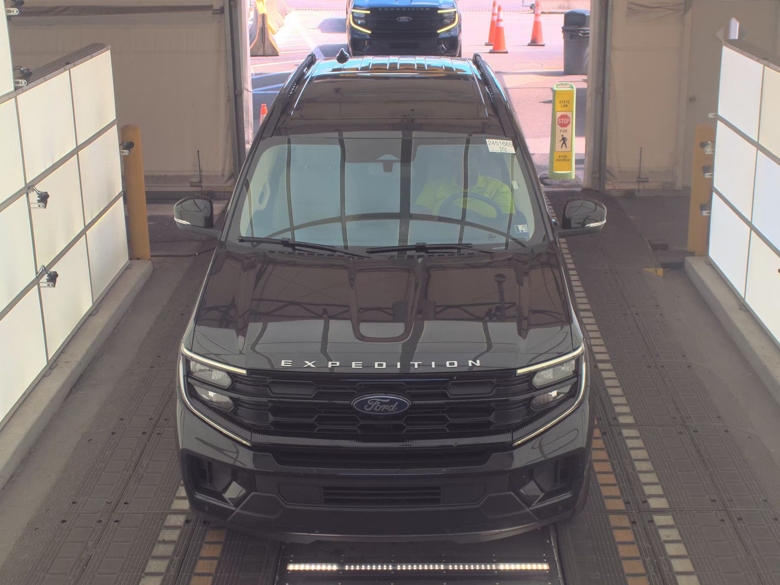 FORD EXPEDITION - 3