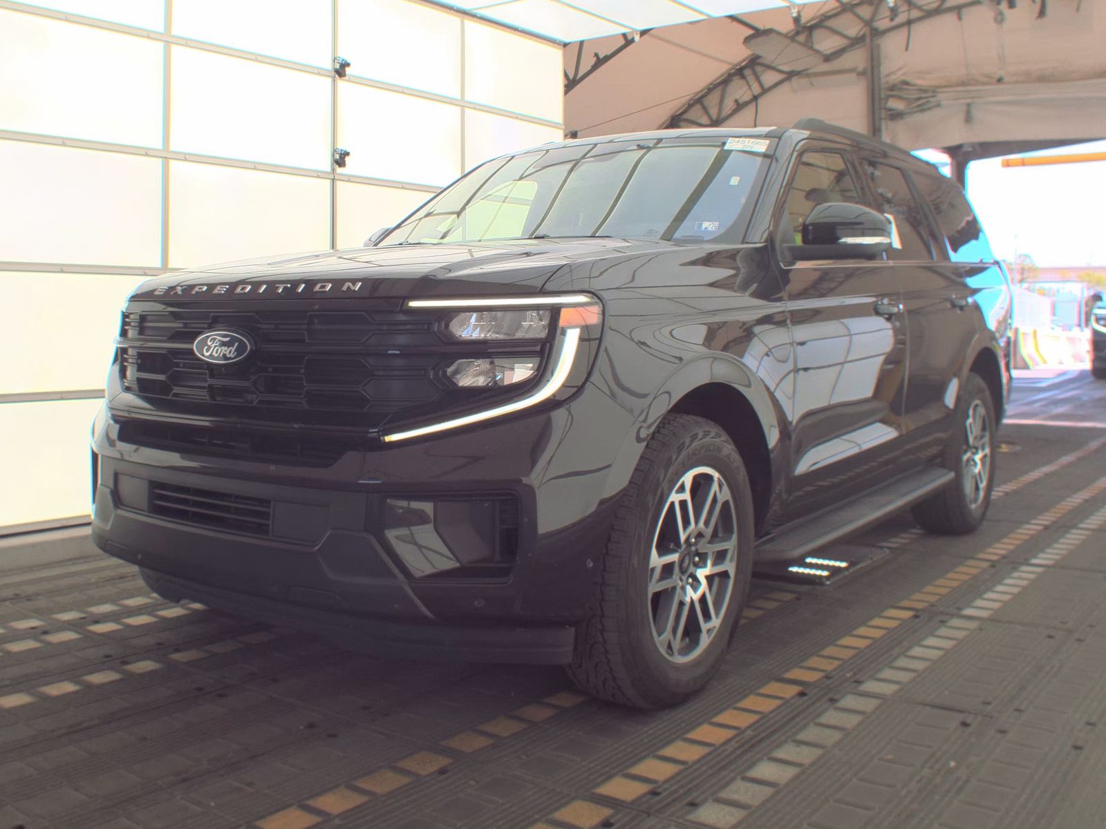 FORD EXPEDITION - 1