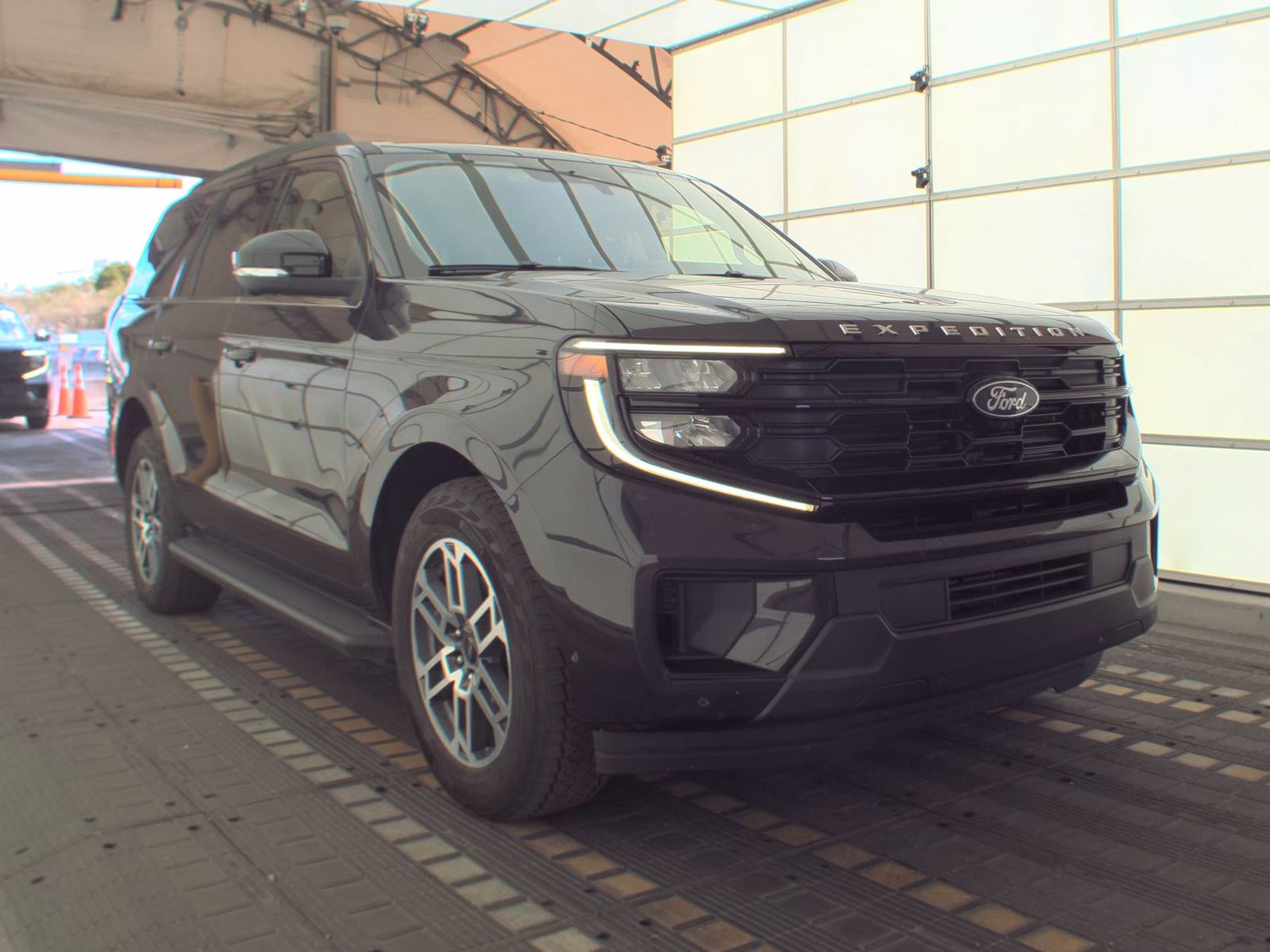 FORD EXPEDITION - 5