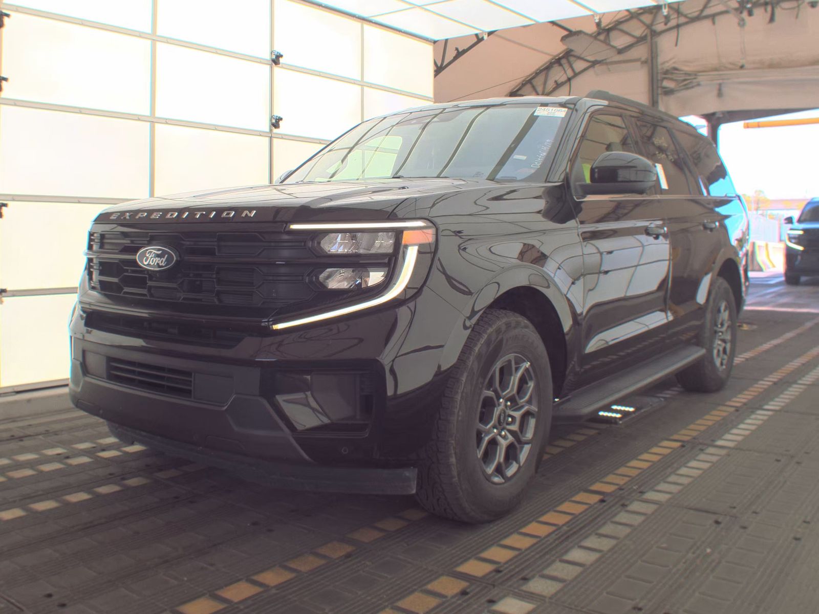 FORD EXPEDITION - 1