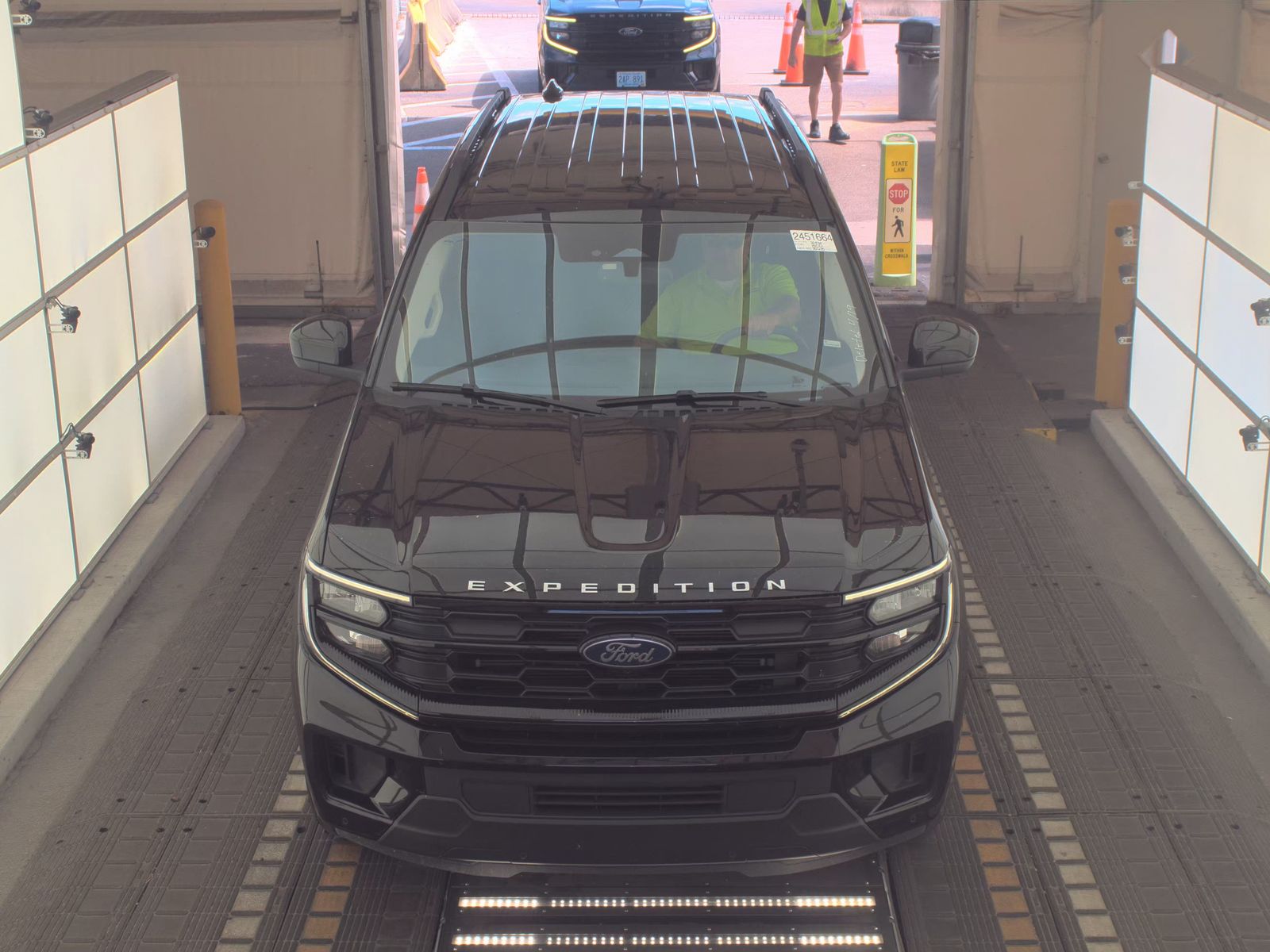 FORD EXPEDITION - 3