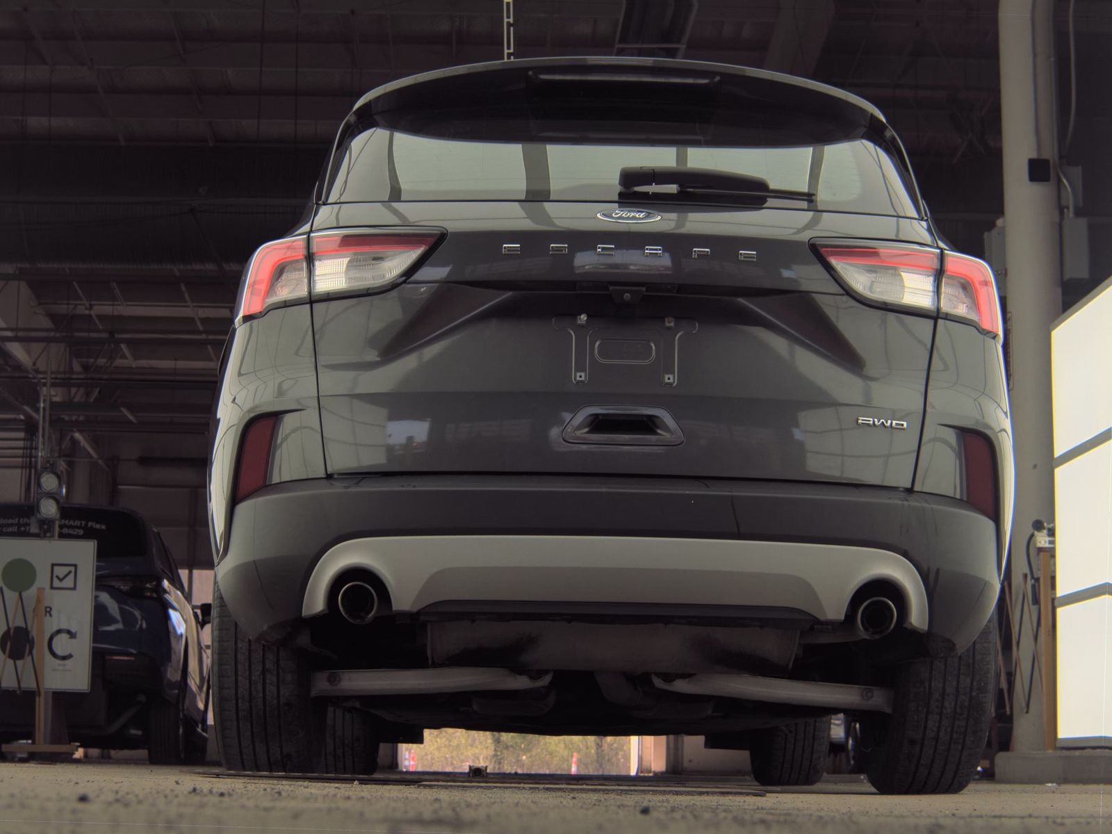FORD ESCAPE - 8