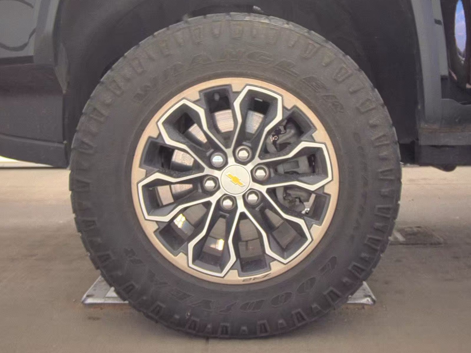 CHEVROLET 4WD ZR2 - 10