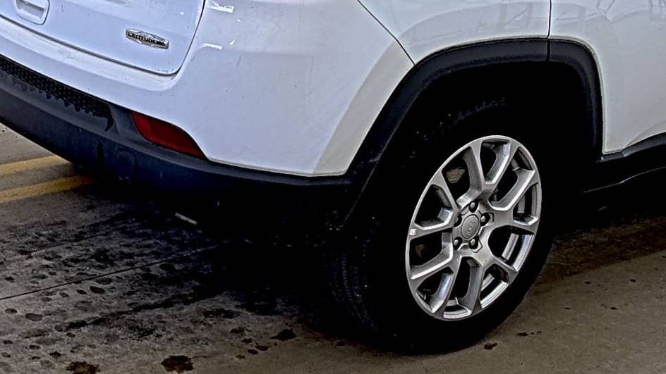 JEEP LATITU LUX - 10