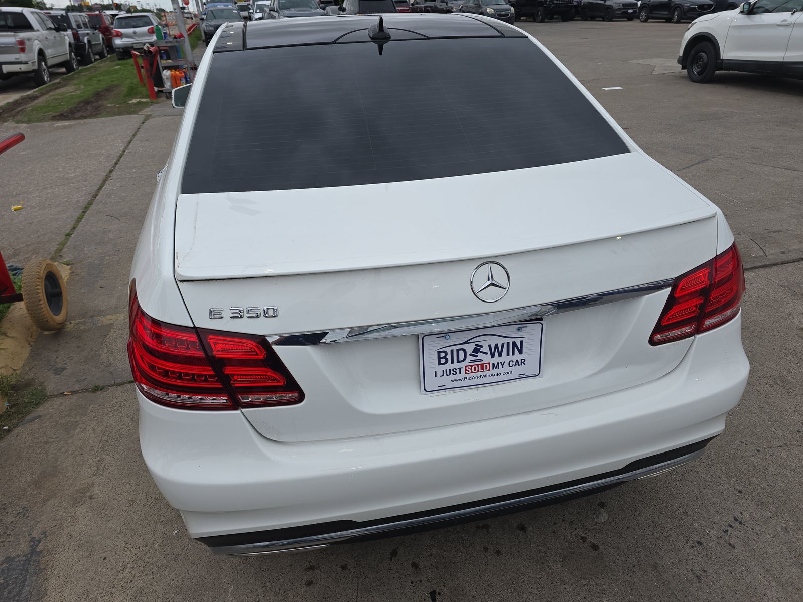 MERCEDES-BENZ E-CLASS - 6