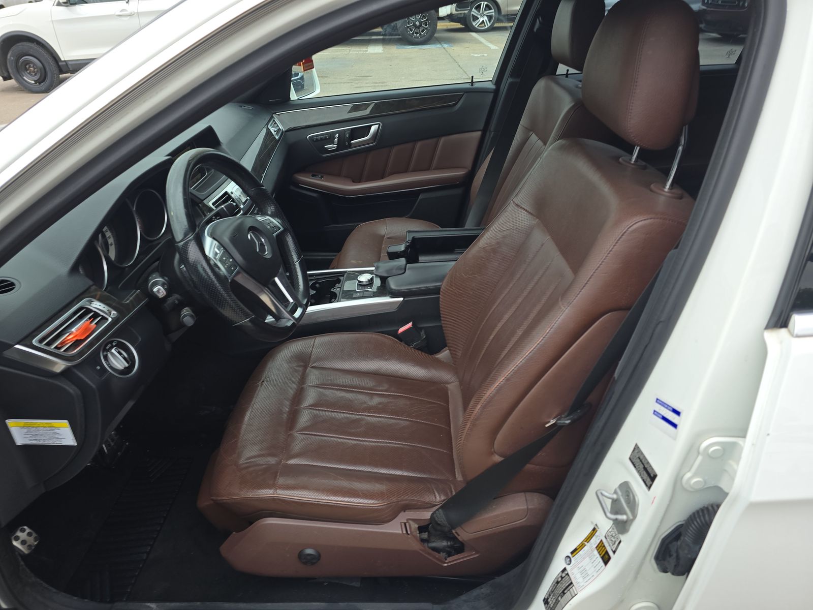 MERCEDES-BENZ E-CLASS - 8