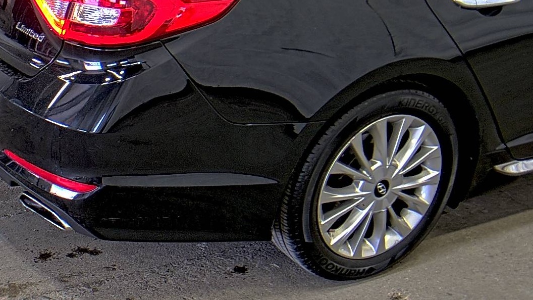 HYUNDAI 2.4L LTD - 10