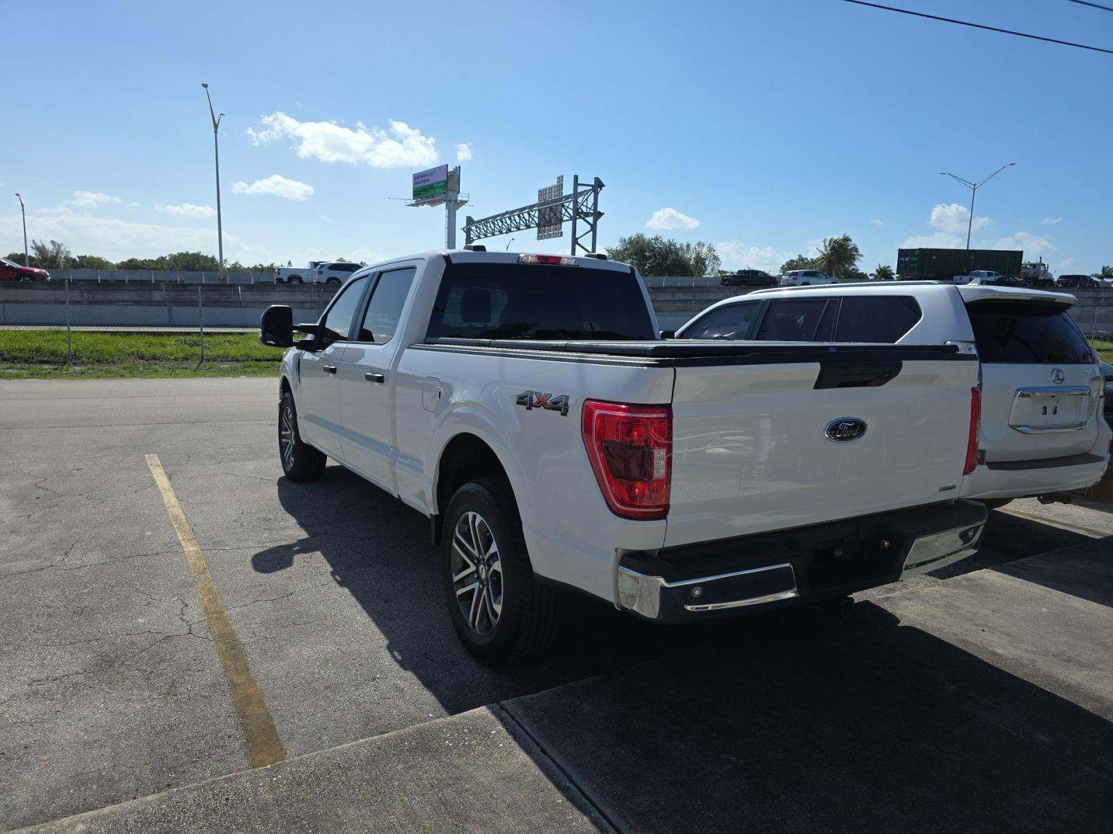 FORD F-150 - 4
