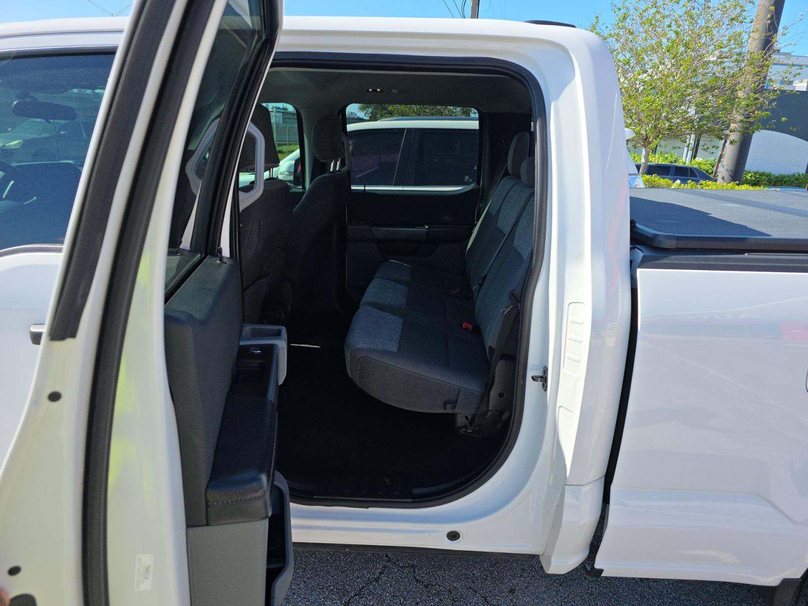 FORD F-150 - 8