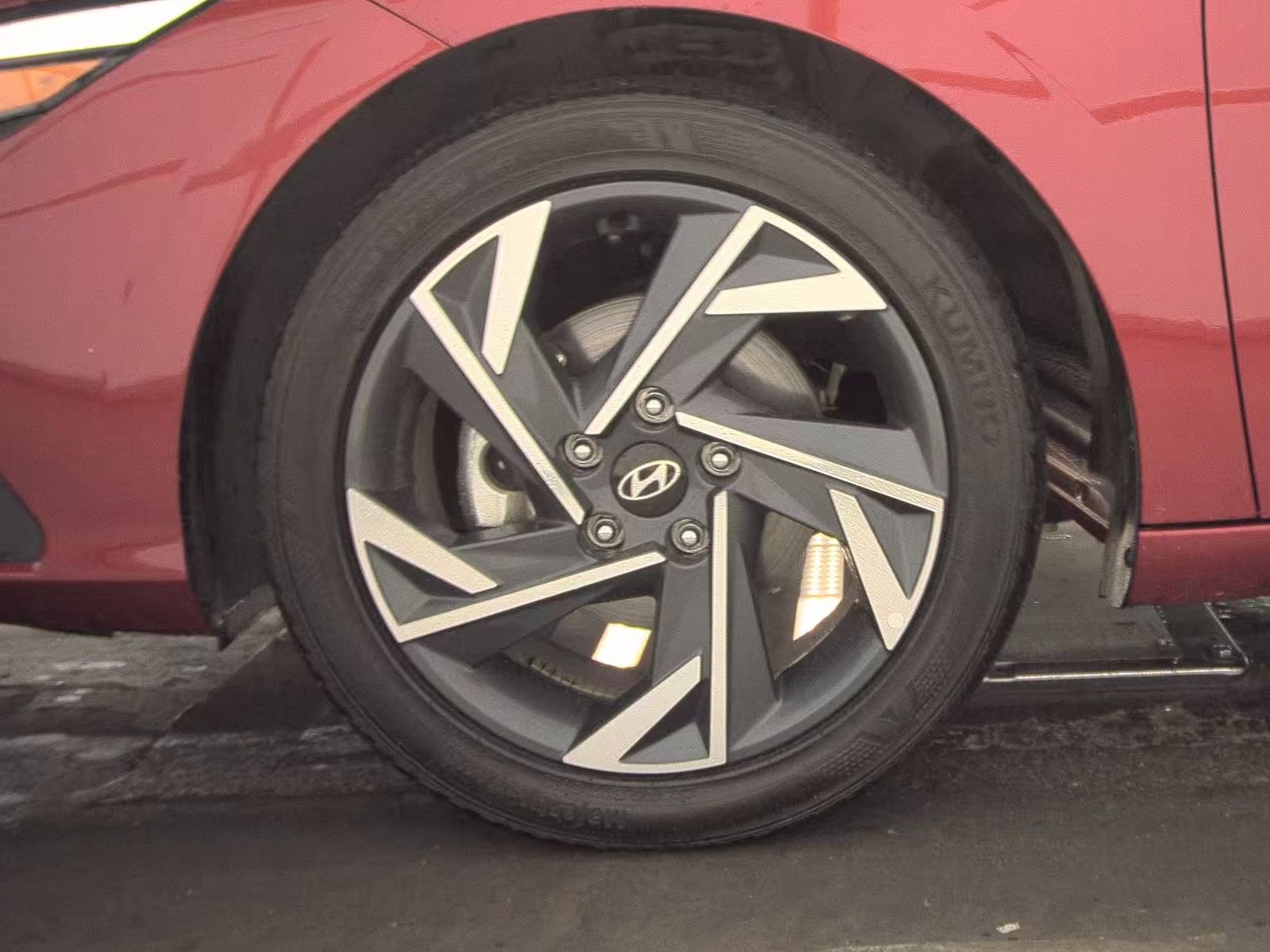 HYUNDAI SEL SPORT - 10