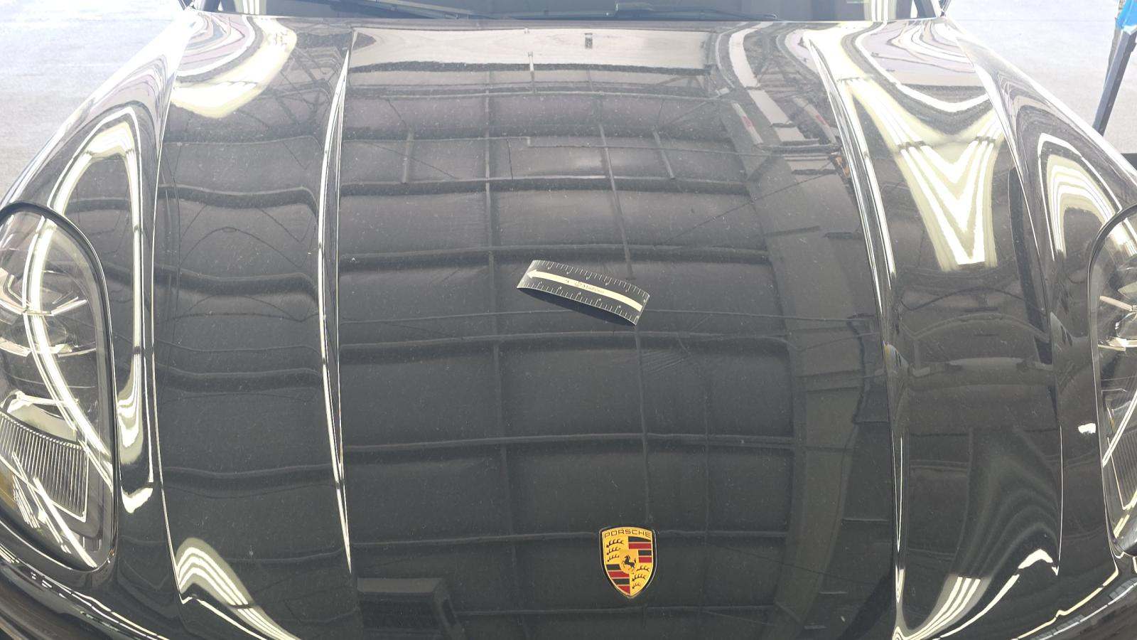 2023 Porsche Macan Base AWD