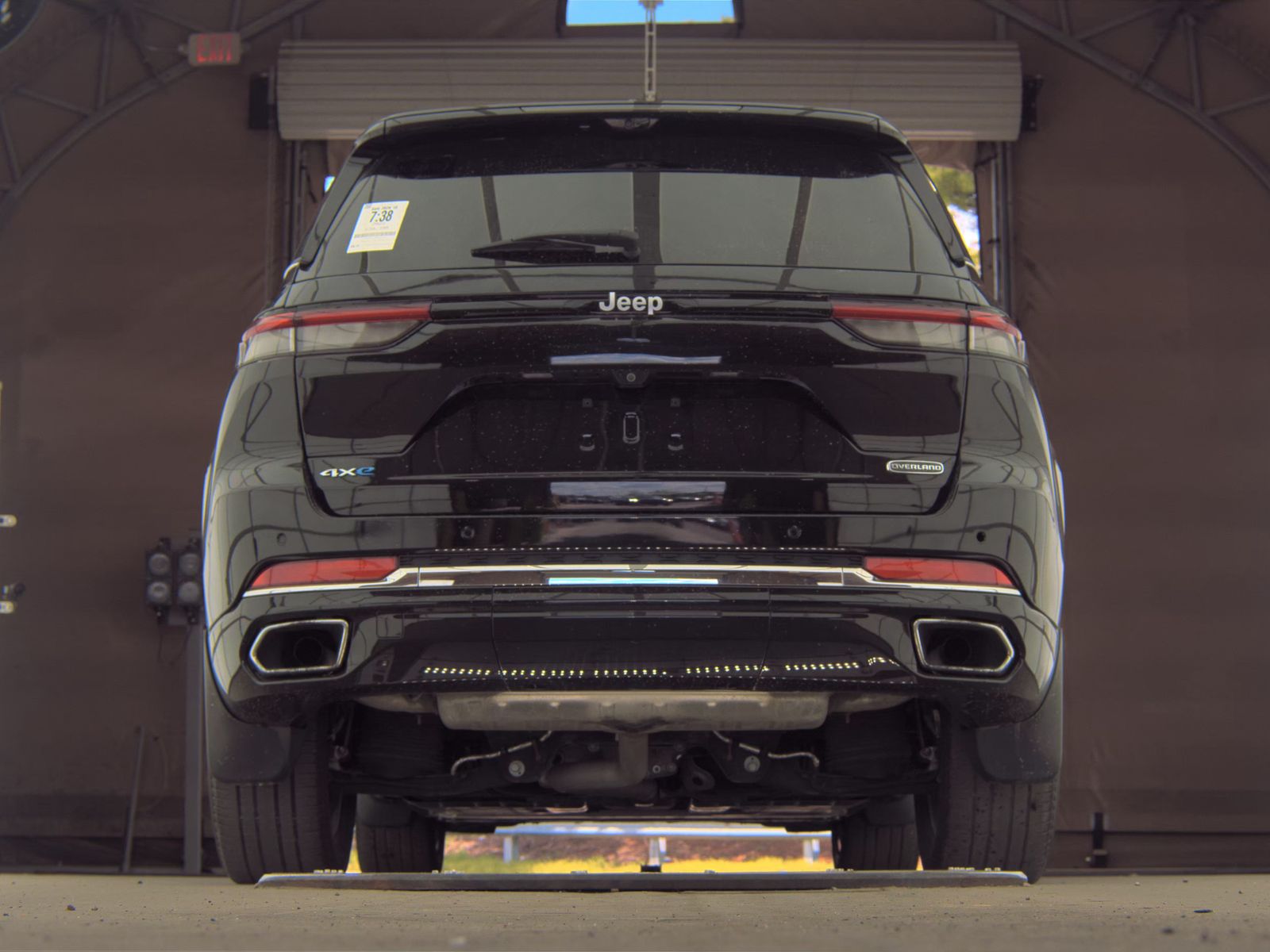 JEEP OVERLAND - 8