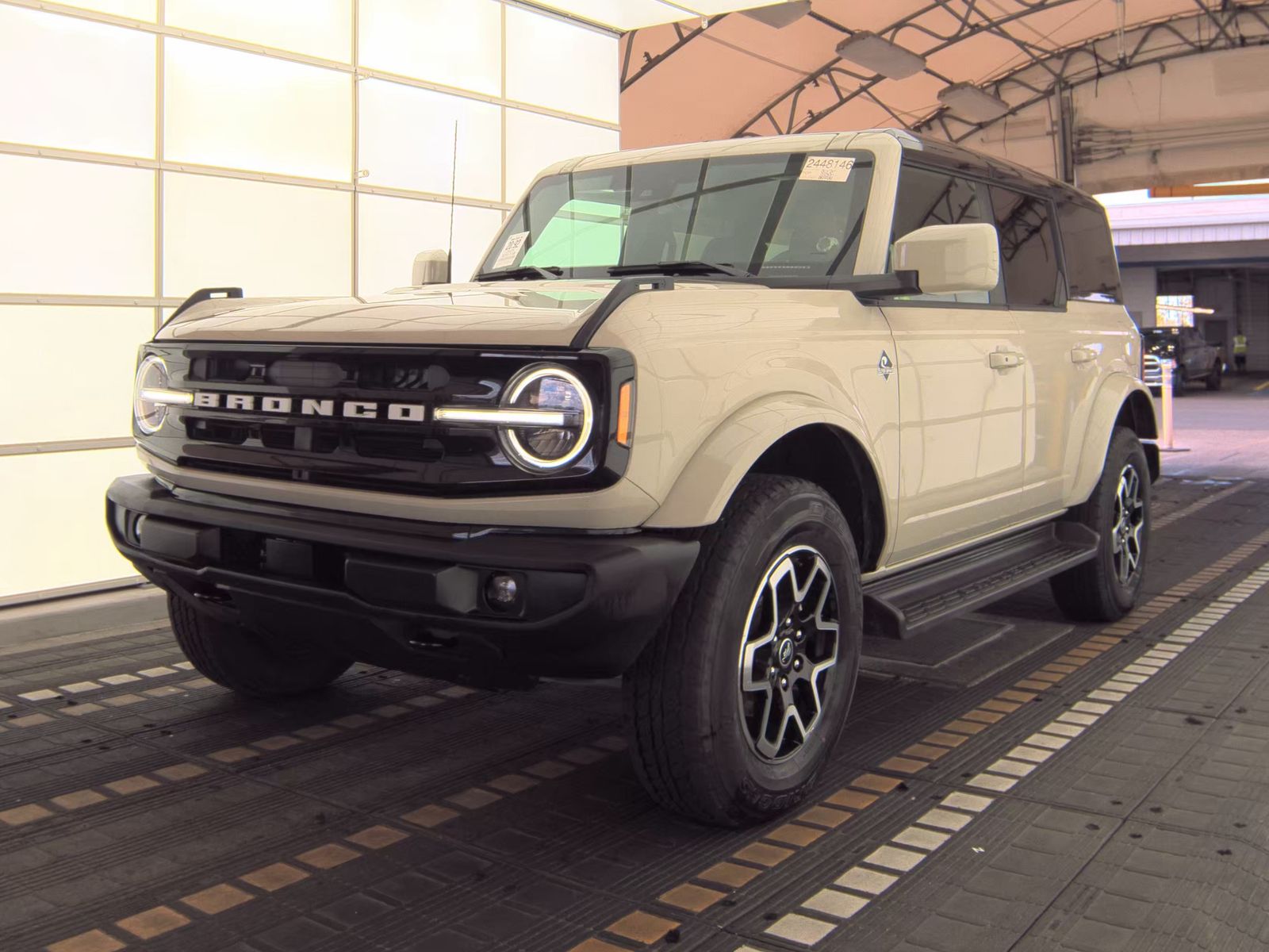 FORD BRONCO - 1
