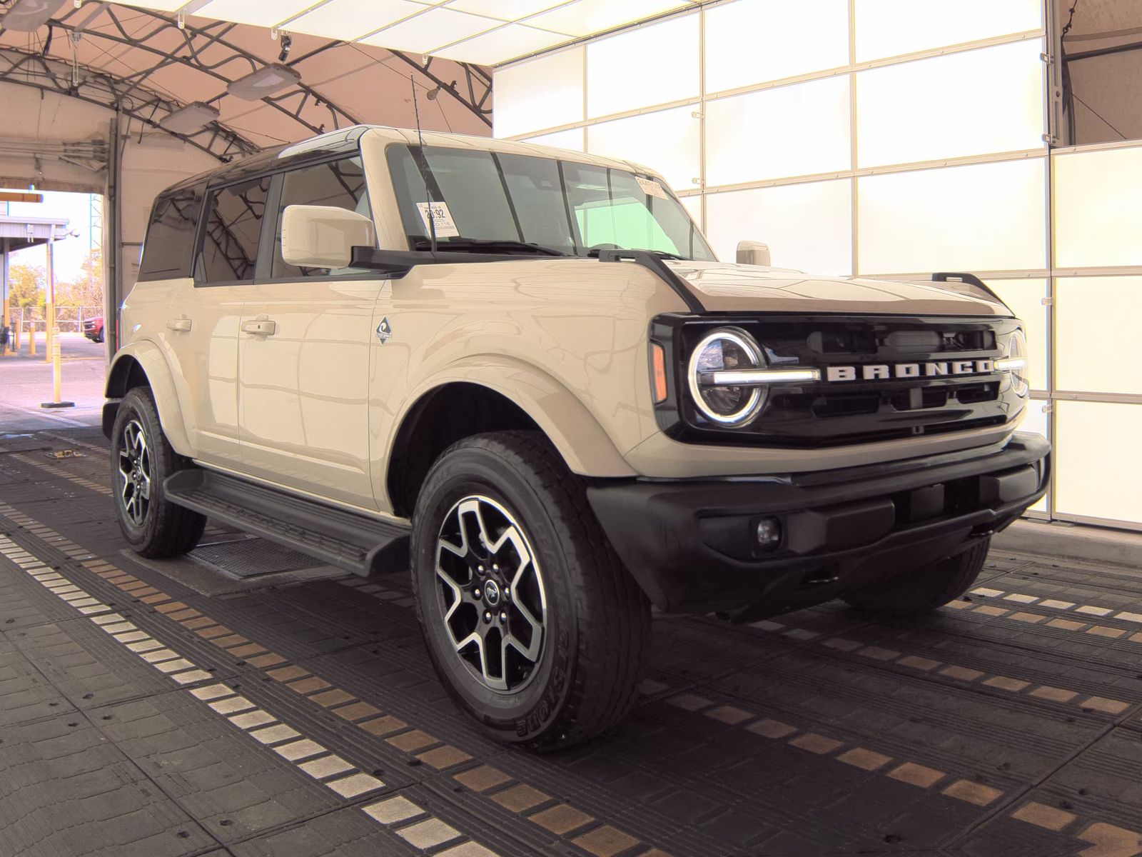 FORD BRONCO - 5