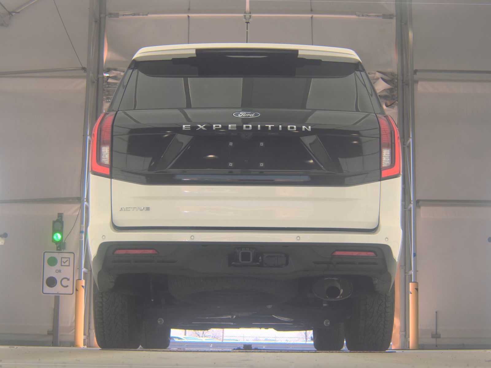 FORD EXPEDITION - 8