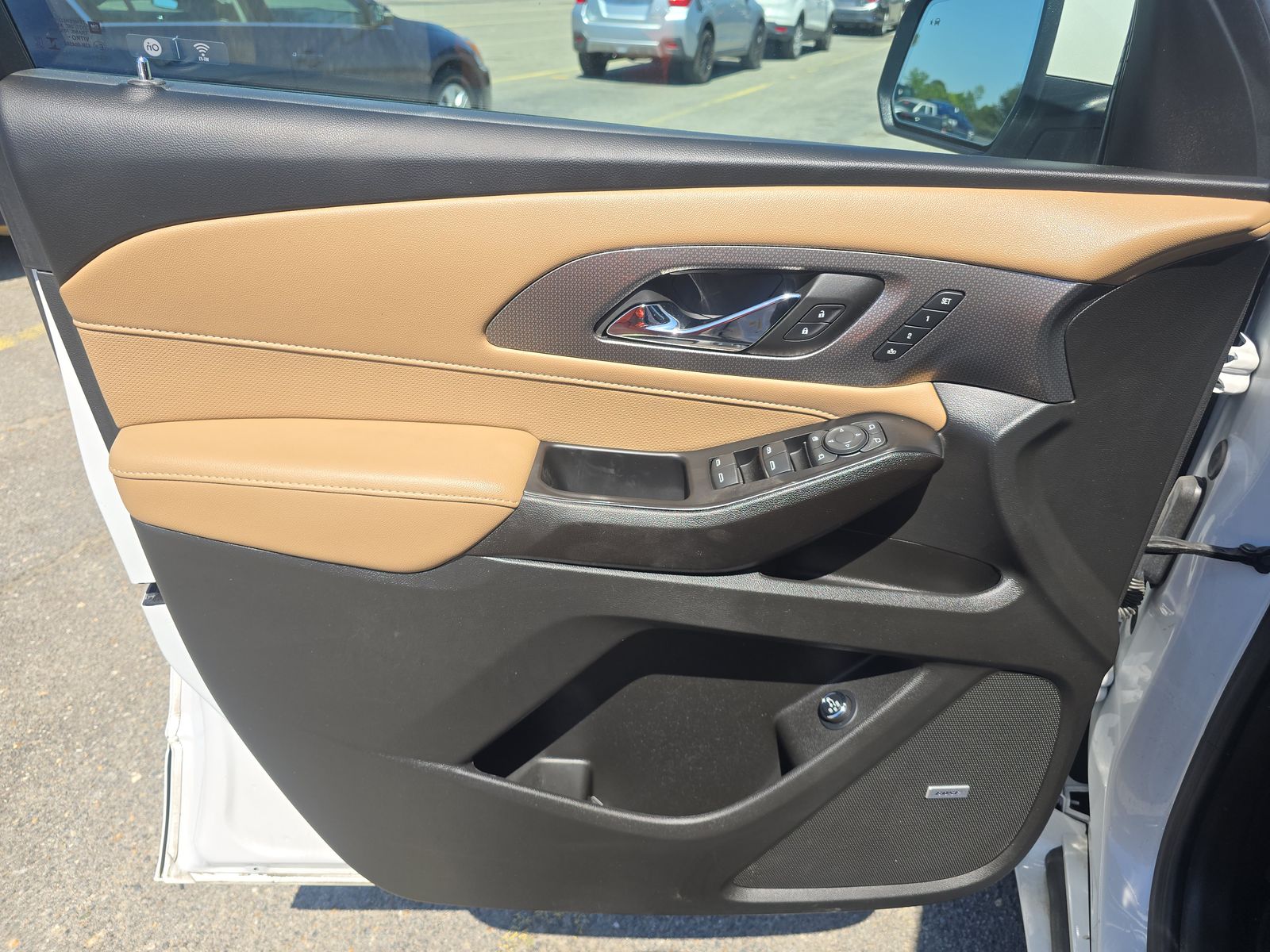 CHEVROLET PREMIER - 10