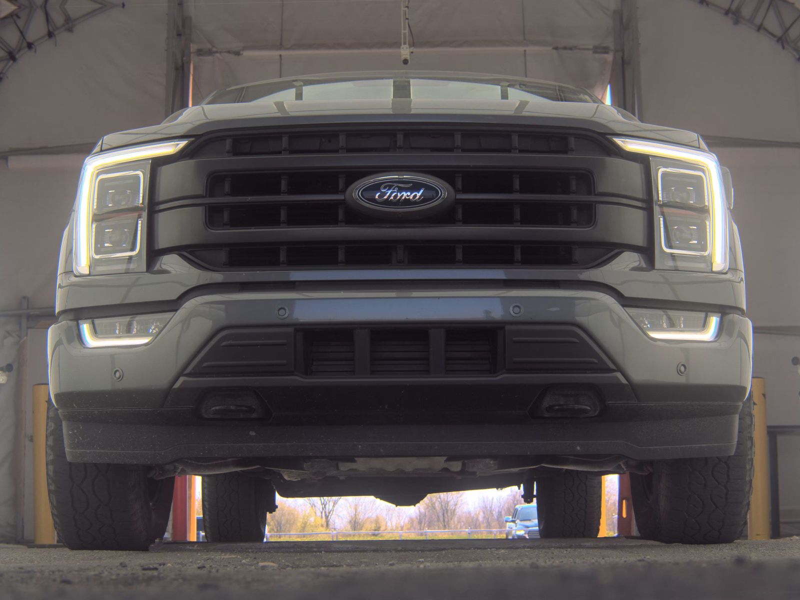 FORD F-150 - 4