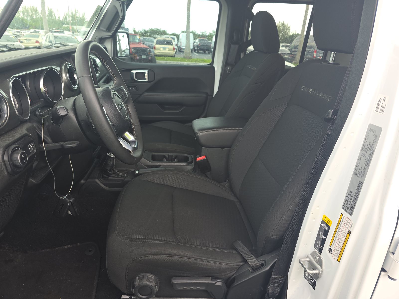 JEEP OVERLAND - 8