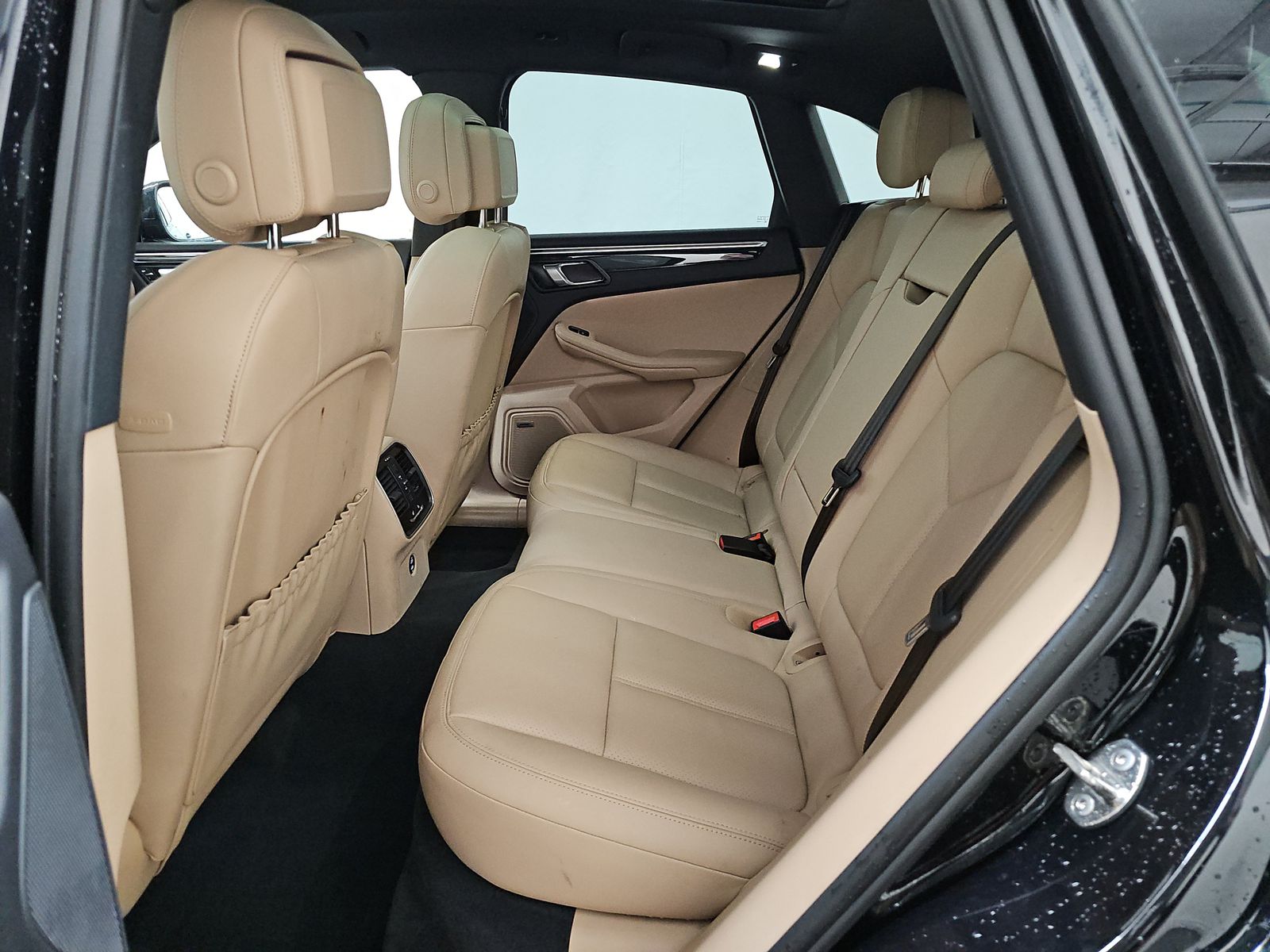 2023 Porsche Macan Base AWD