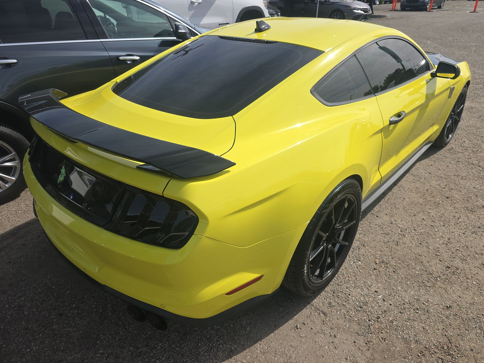 FORD MUSTANG - 5