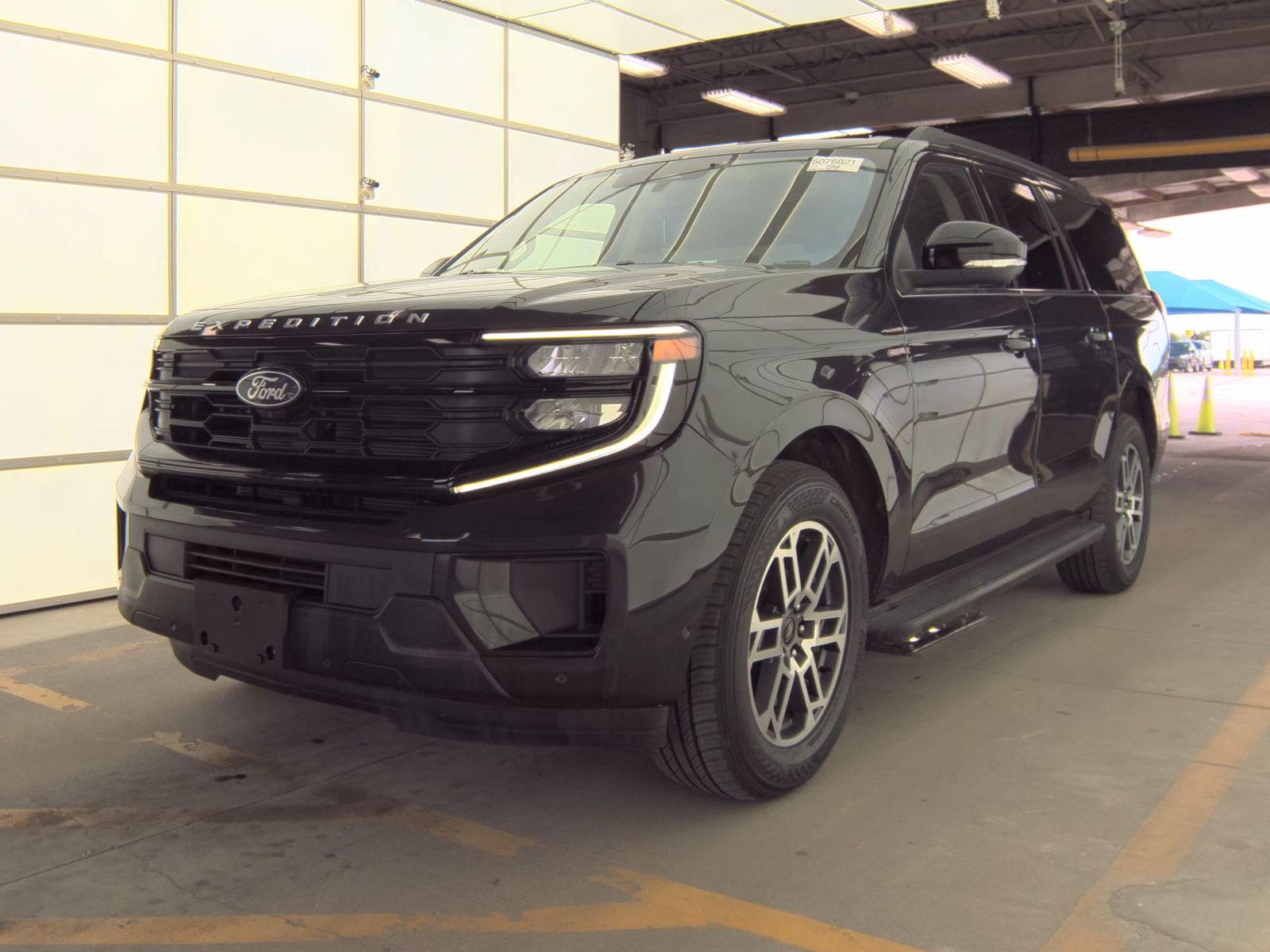 FORD EXPEDITION MAX - 1