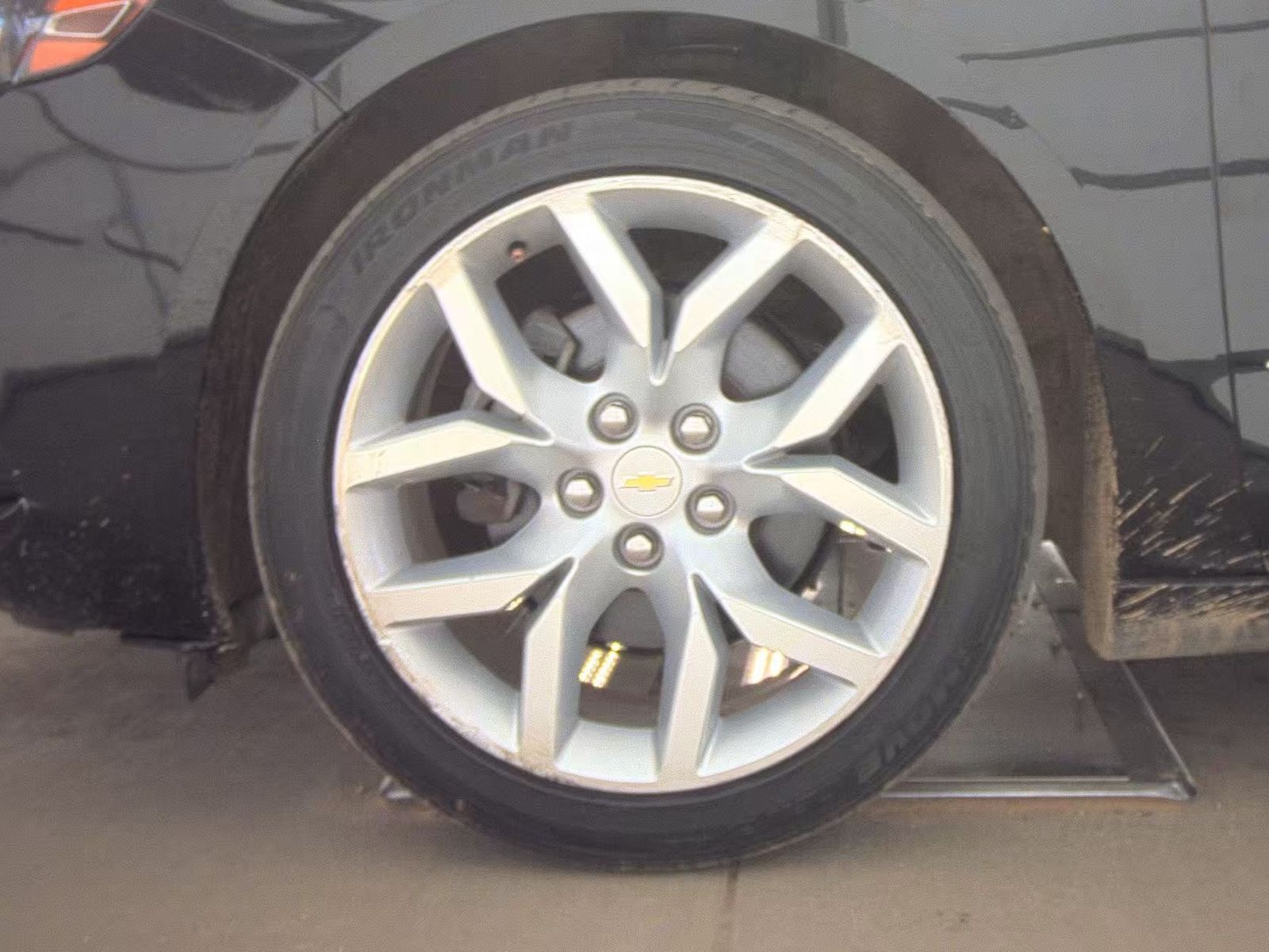 CHEVROLET PREMIER - 10