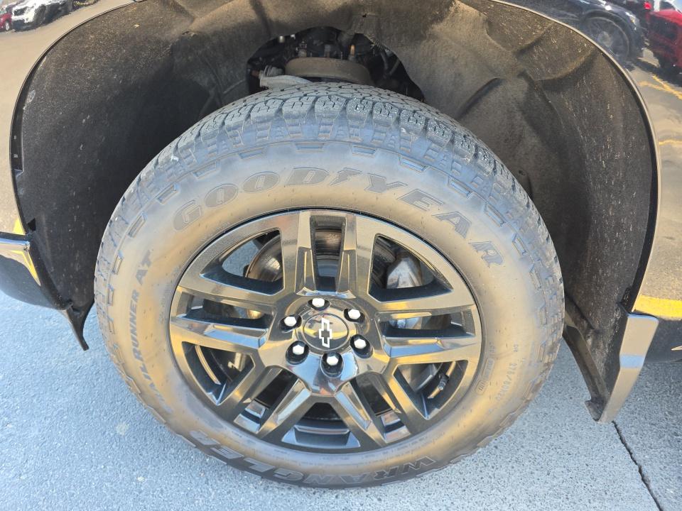 CHEVROLET CUSTOM - 9