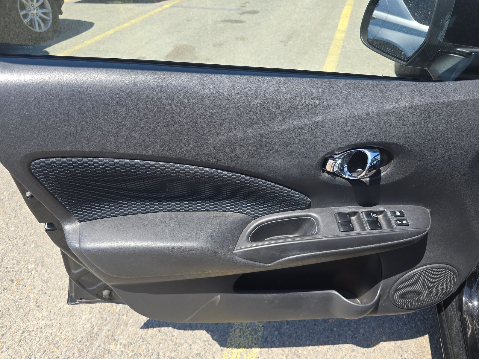 NISSAN VERSA NOTE - 10