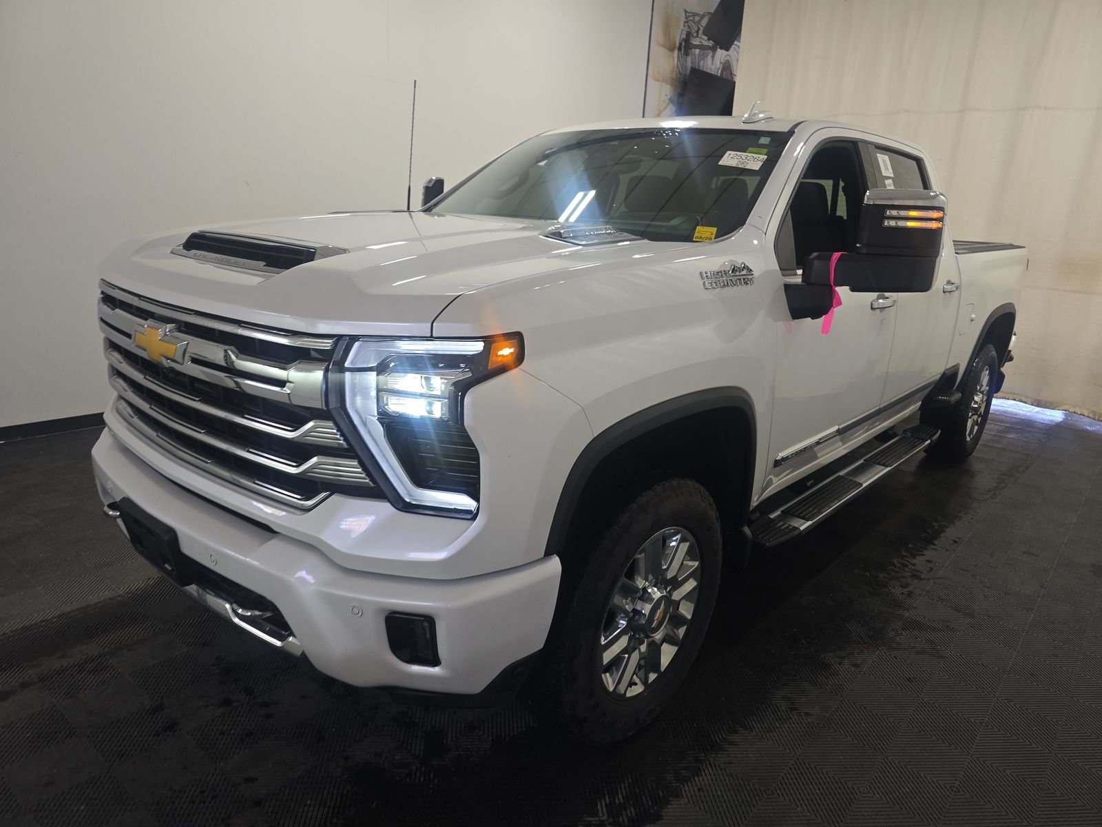 CHEVROLET HIGH COUNTRY - 1