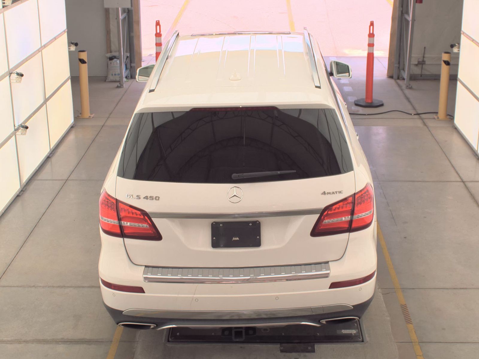 MERCEDES-BENZ GLS - 7