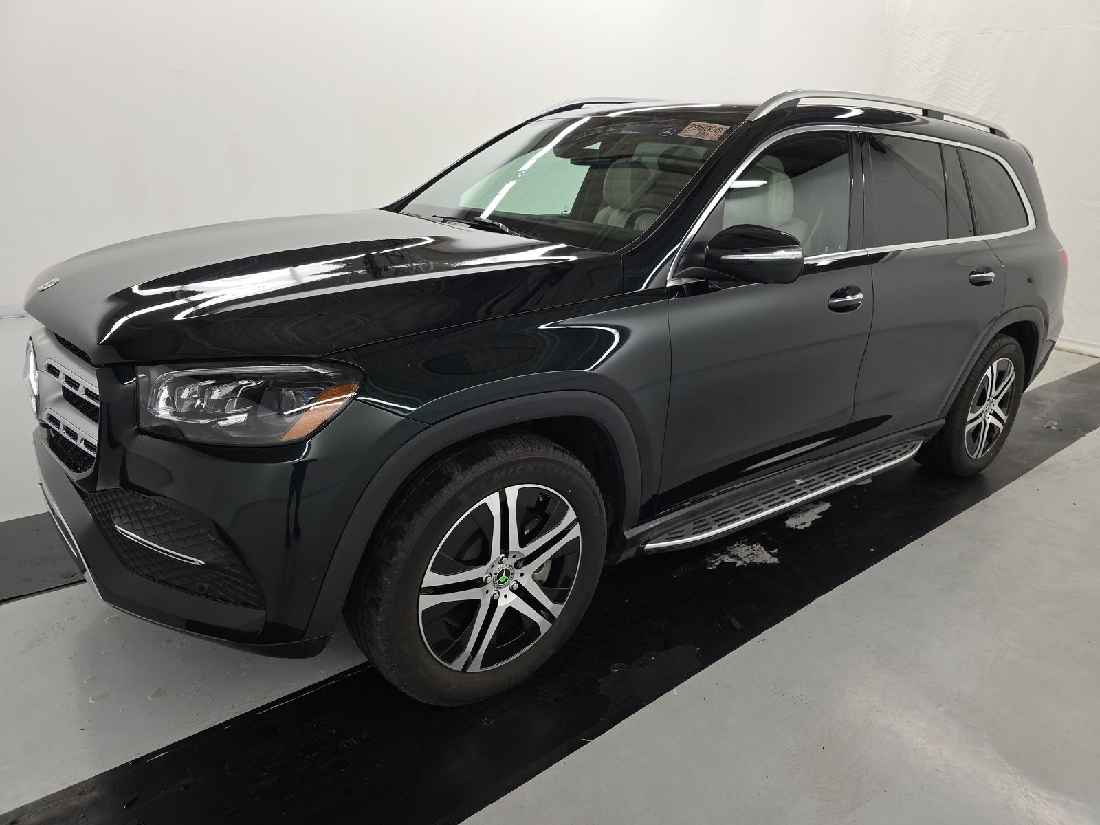 MERCEDES-BENZ GLS - 1