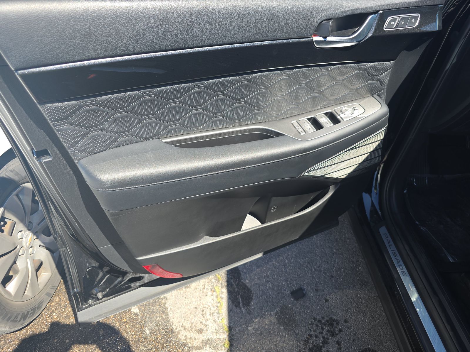 HYUNDAI LIMITED - 10