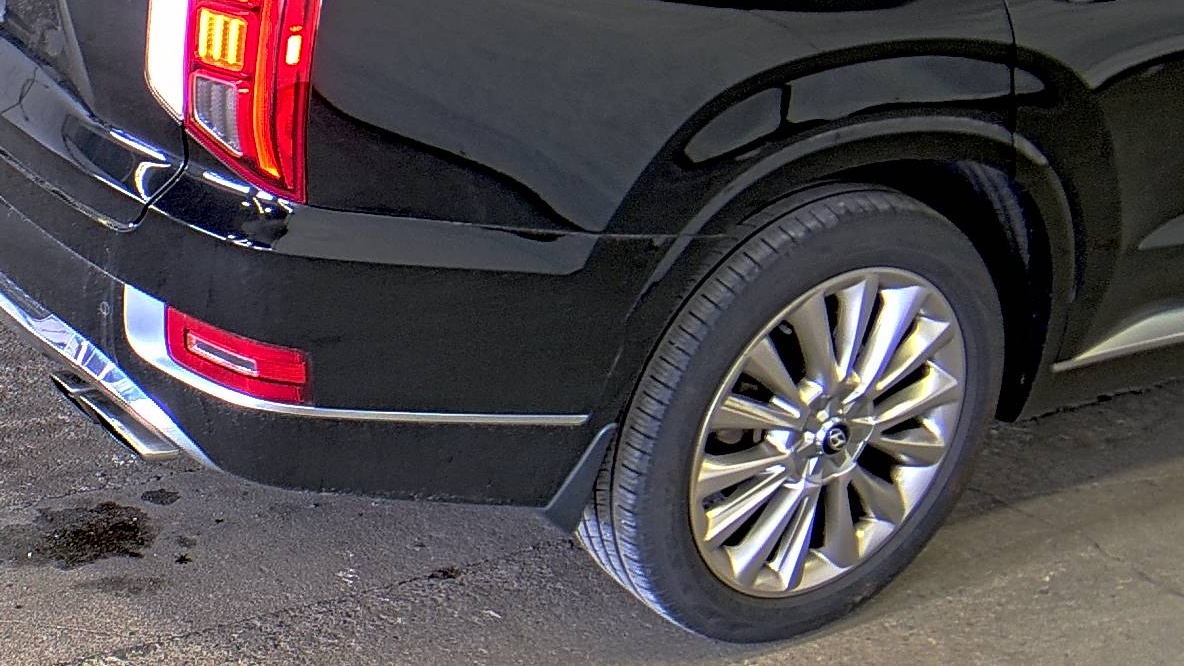 HYUNDAI LIMITED - 10