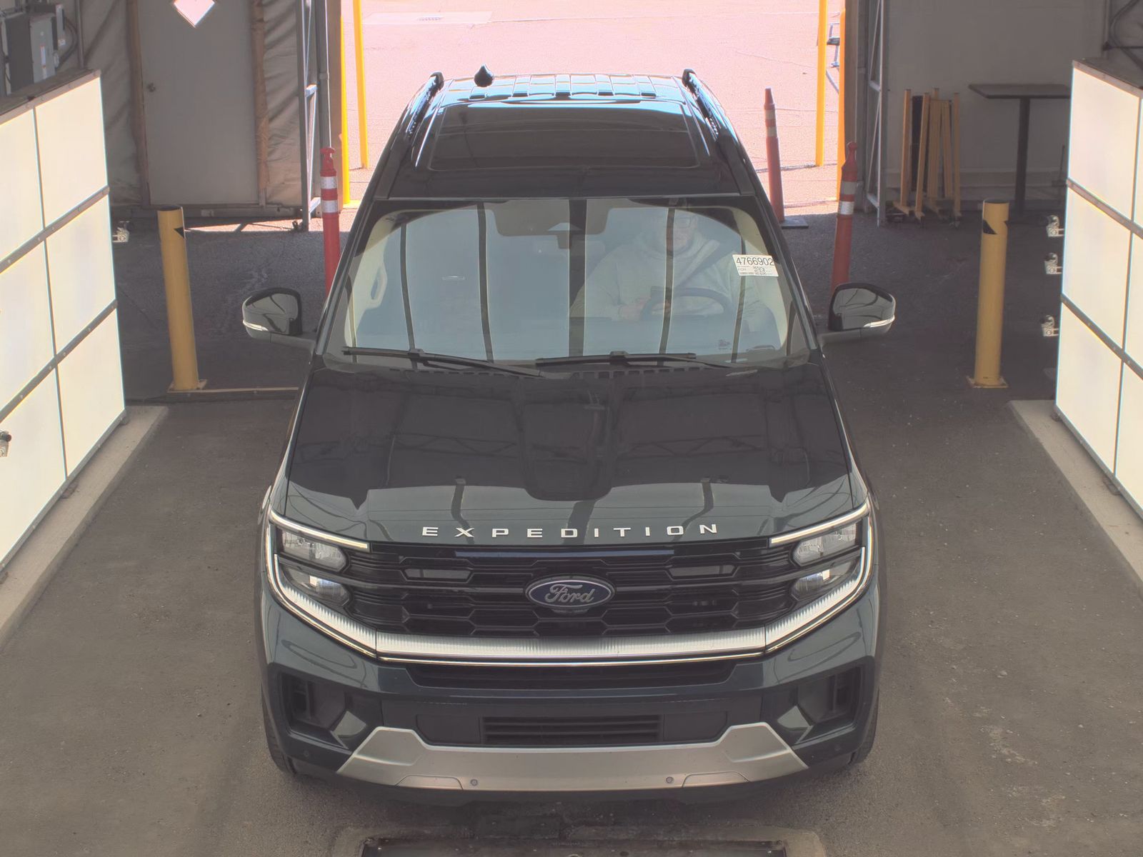 FORD EXPEDITION - 3