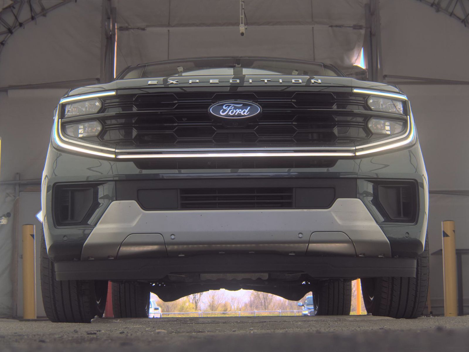 FORD EXPEDITION - 4
